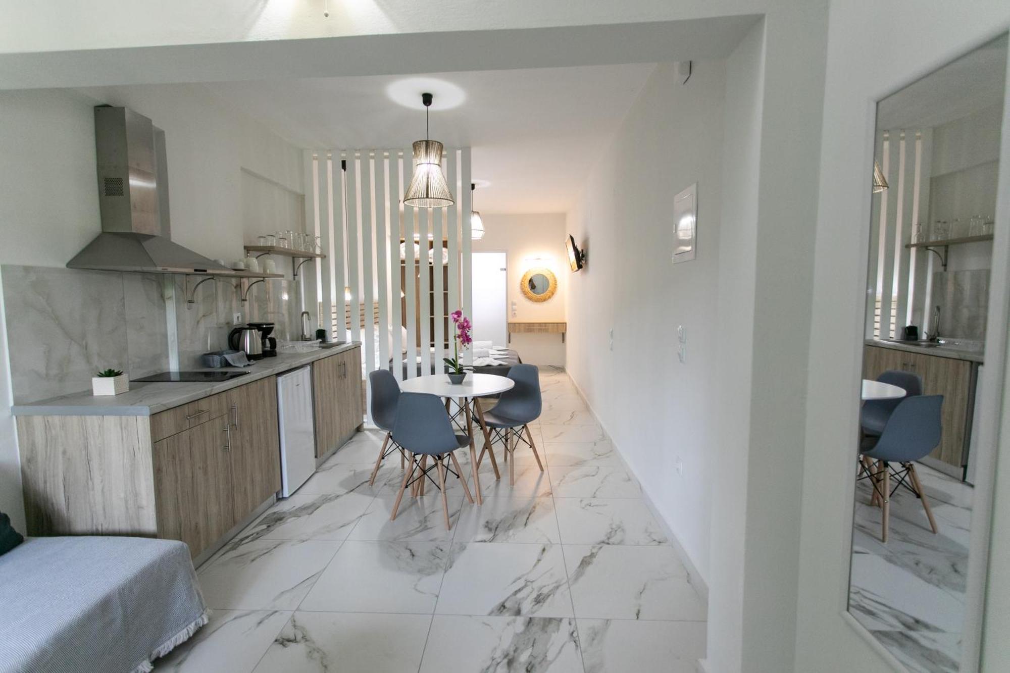 Ella Apartments Parga Eksteriør bilde